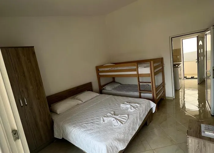 Sunny House Apartments Doni Stoj